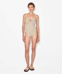 Commuterchic.shop832f657165 2