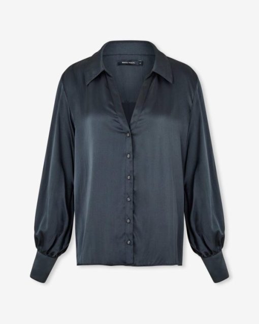 Commuterchic.shop8ad31b04d3 4